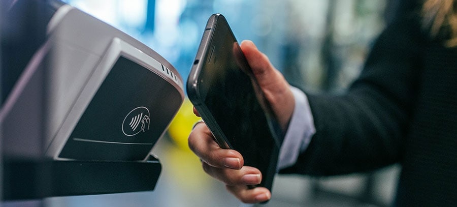 Carte contactless: cosa sono? E come funzionano? Carte contactless: cosa sono? E come funzionano?